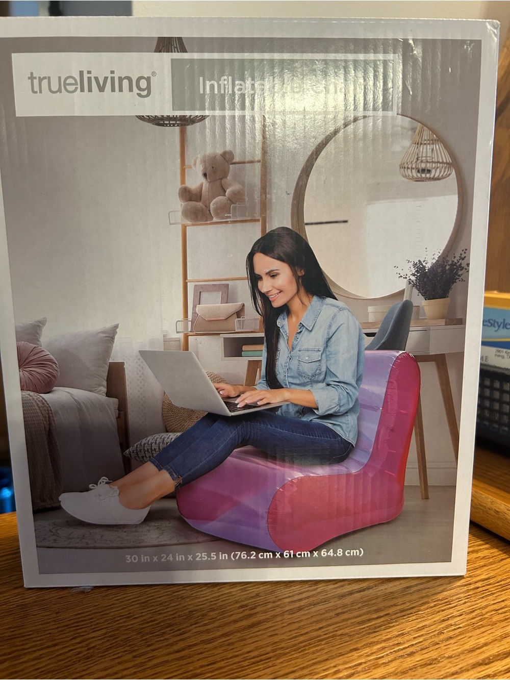 Trueliving Inflatable Pink Lounge Chair